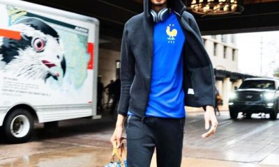 Victor Wembanyama s'est présenté avec le nouveau maillot de l'équipe de France de football avant le match NBA entre San Antonio et Brooklyn.  Capture Instagram de Victor Wembanyama